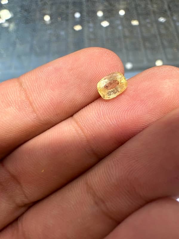 natural yellow sapphire whatapp number 03112894900 2