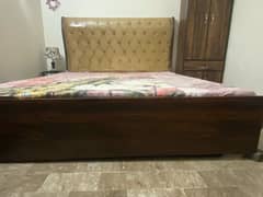 king size bed brand new urgent sell