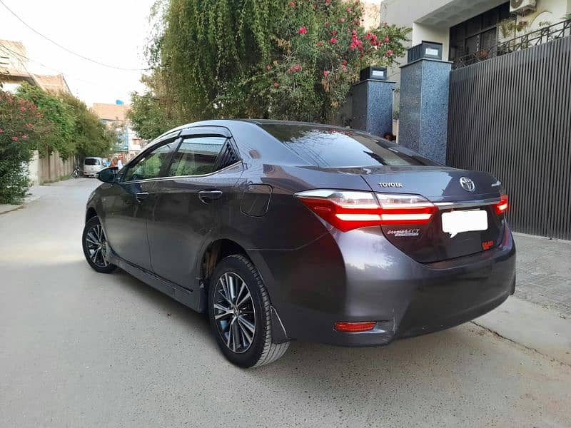 Toyota Corolla Altis 2018 3