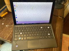 Lenovo MIIX 520- 121KB