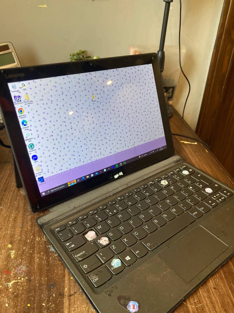 Lenovo MIIX 520- 121KB 5