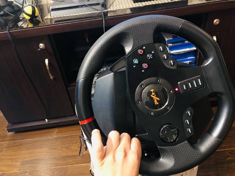 pxn v900 10 by 10 condition steering wheel 5