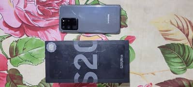 Samsung s20 ultra condition 10/8.5 with box LCD mein line hai