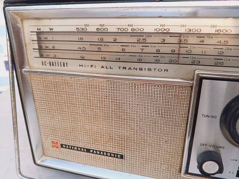 Radio National Panasonic 4 band 3