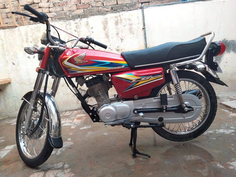 Honda 125 for sale 2018/19 call . 0316.6575. 515 1