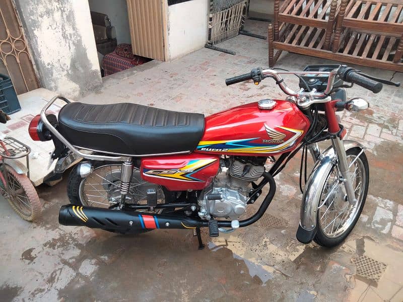 Honda 125 for sale 2018/19 call . 0316.6575. 515 4