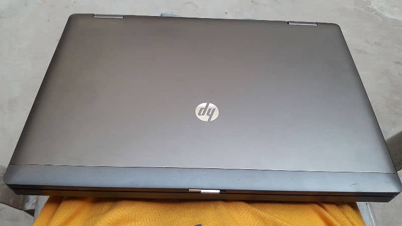 new laptop of HP company 3rd generation and  100%good condition 1