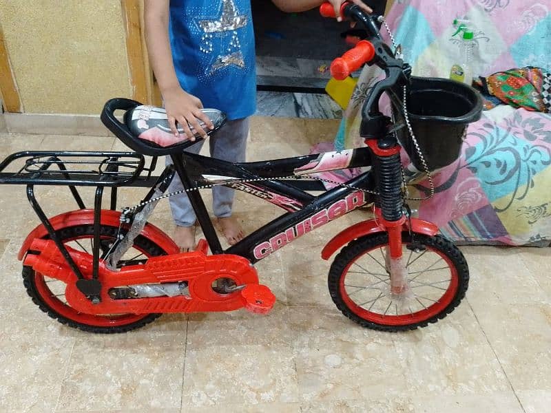 Criuser Cycle for Kids in Very Good Condition 1