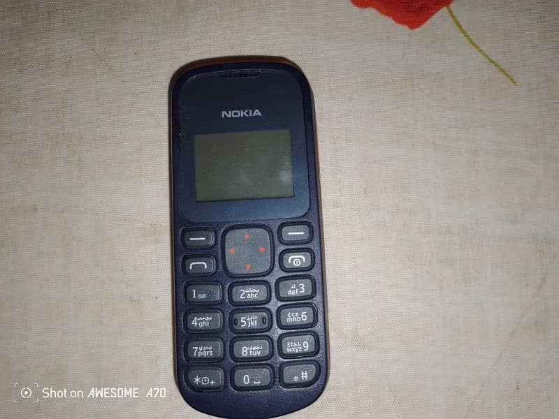 2 mobile hain keypard walay bilqul sahi mb hain ek g five ha 2