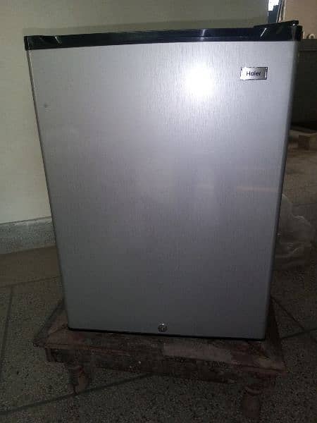 Haier Mini Fridge 1