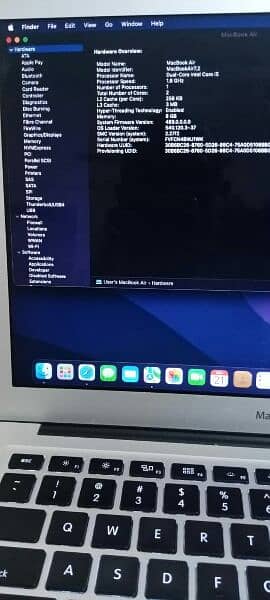 Apple macbook air 2017 1