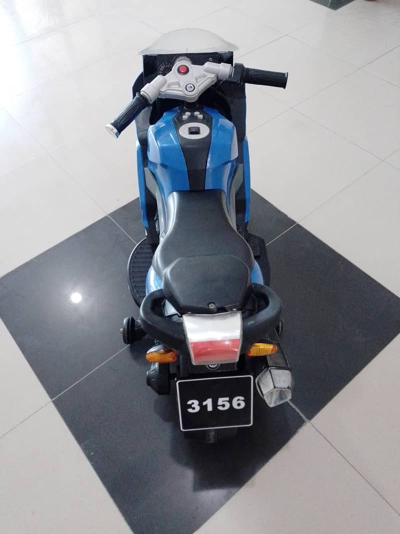 10/10 Condition Kid's Bike with 02 new battries 12Volt for Sale 1