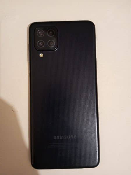 Samsung Galaxy M22 4gb ram 64gb storage 90Hz display 3