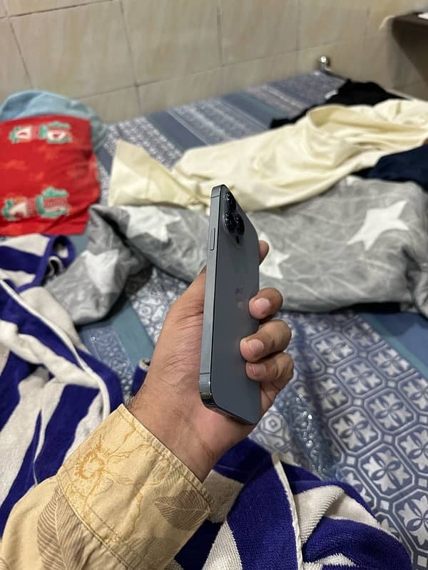 I PHONE 13 PRO MAX 256 GB NON PTA FACTORY UNLOCK 10/10 87 HEALTH 3