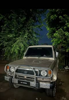 Mitsubishi Pajero 1989