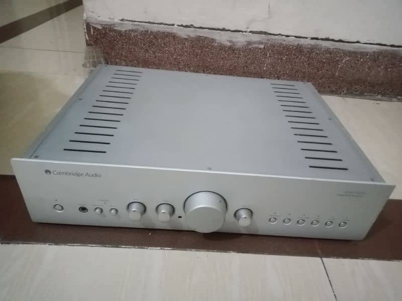 Cambridge Audio Azure 640R 4