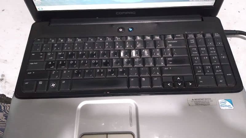 Compaq Laptop 10