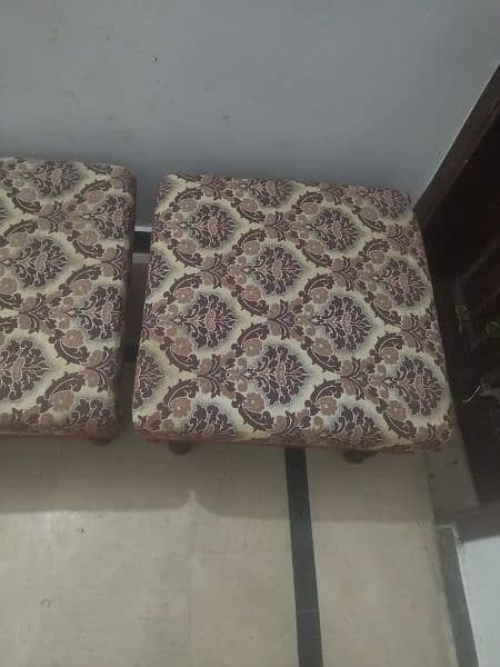 4 seater sofa chair 1