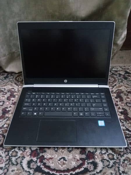 hp laptop 8th generation  in very good condition 1