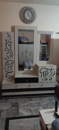 Dressing Table and Showcase