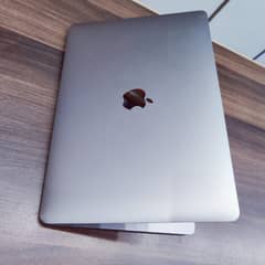 Apple Macbook Pro 13 model 2017