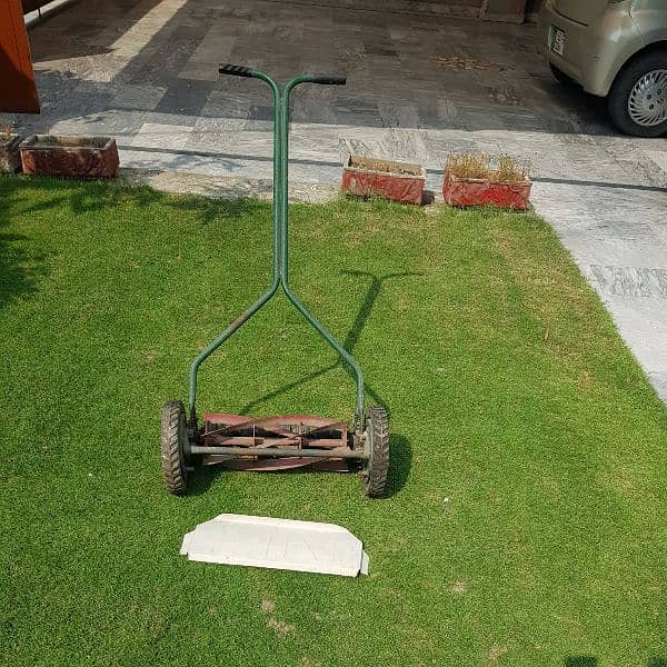 Grass cutting machine 1