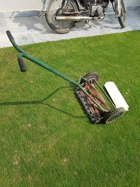 Grass cutting machine 4