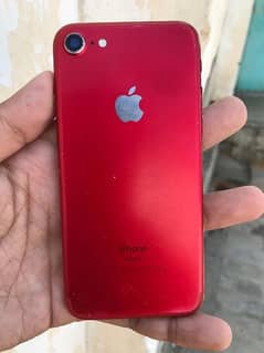 iPhone 7 / 128 GB