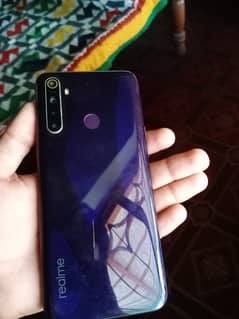 Realme 5   4/64 VIP 10/8