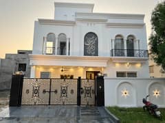 10 Marla Luxury House For Sale in Citi Housing