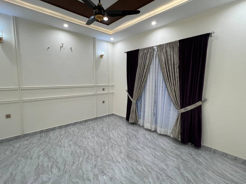 10 Marla Luxury House For Sale in Citi Housing 6