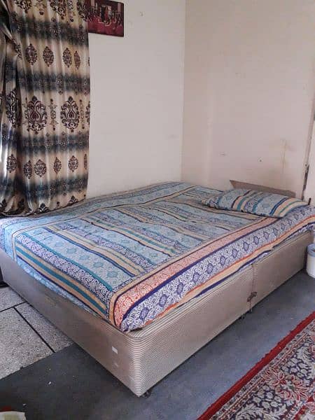 bed with spring mattress 2