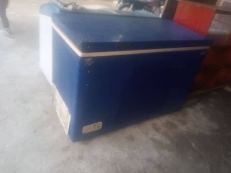 Pepsi freezer large size original condition ma ha 0