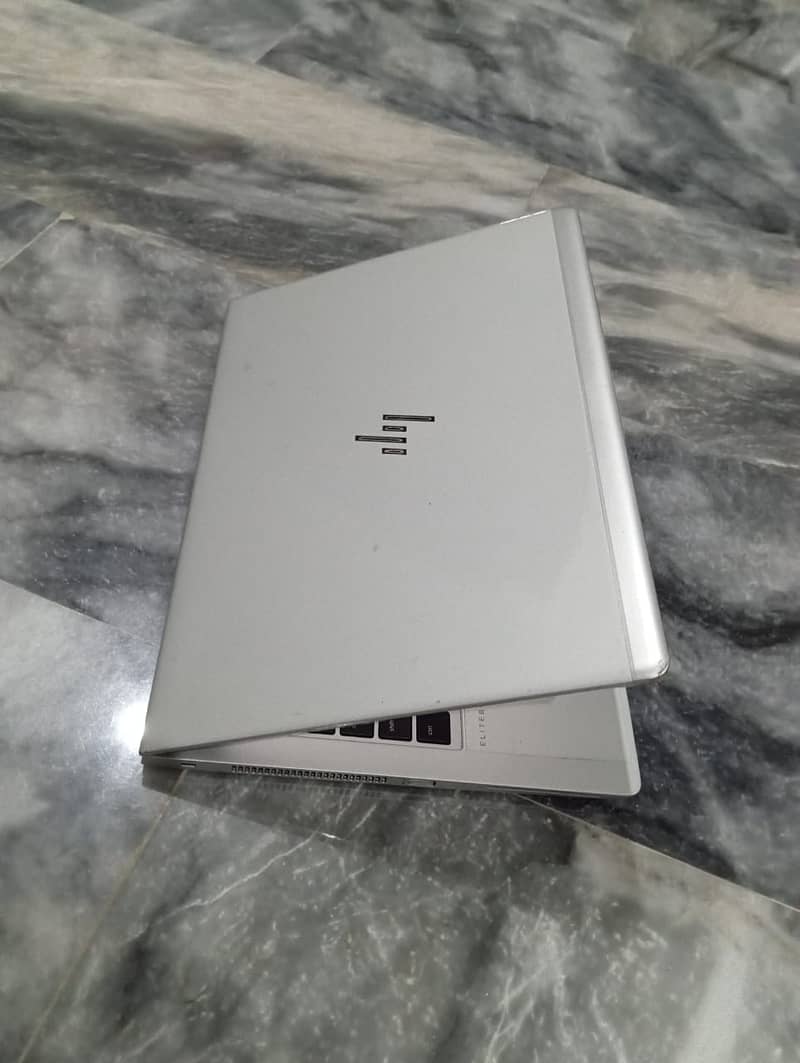 HP Elite Book 840 G5 8/256 1