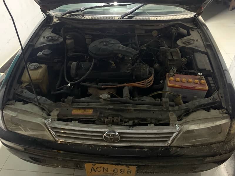 Toyota Corolla XE 1999 Power steering and windows 8