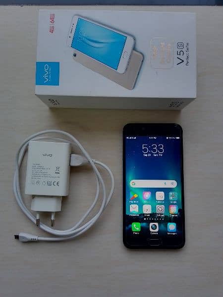 Vivo V5s 4GB Ram 64GB Storage 11