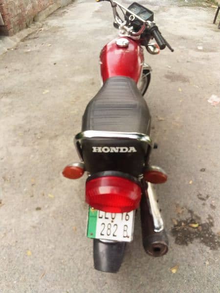 Honda 125 Model 2016 , slide use condition 10/10 for sale 3