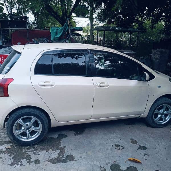 Toyota Vitz 2005 automatic 3