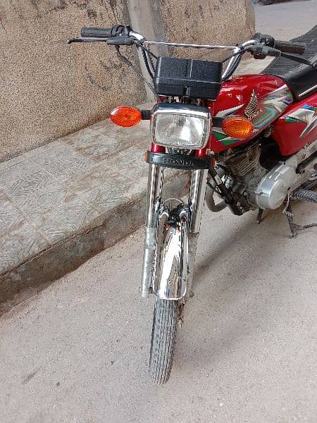 Honda CG 125 Model 2023 4