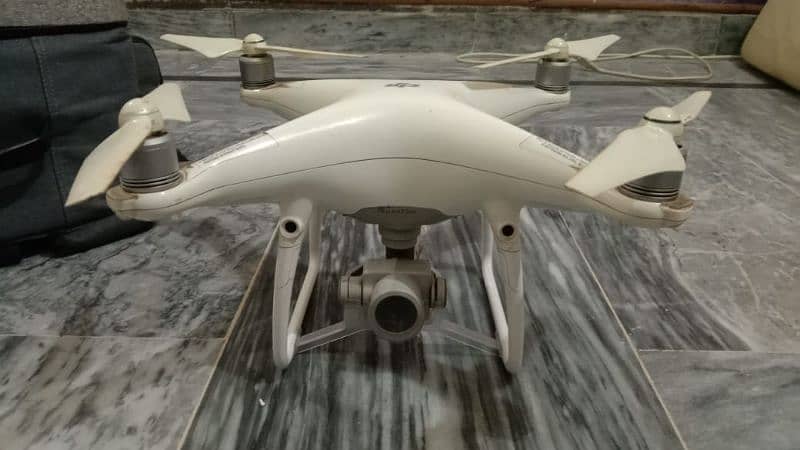 phantom 4 advance Plus 4