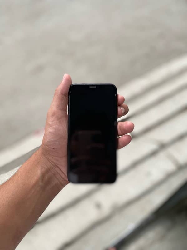 iPhone X 256GB  PTA 3