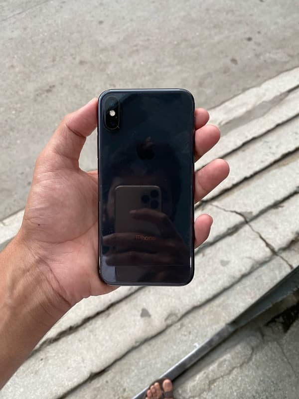 iPhone X 256GB  PTA 4