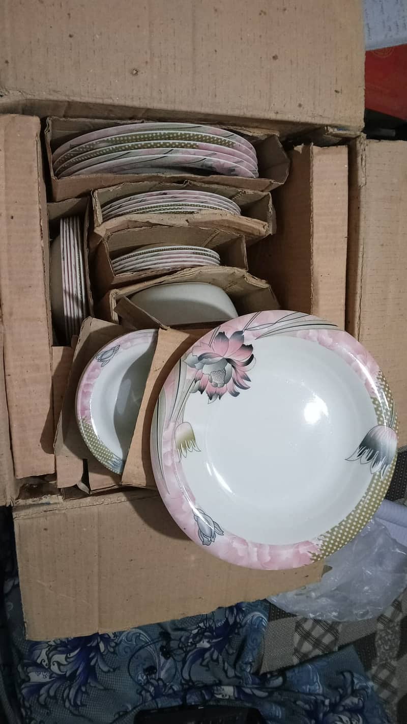 Shinon Melamine 76-Piece Dinner Set:(Msg on WhatsApp. . . For Video) 1