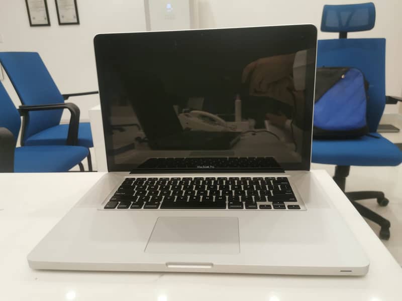 Apple Macbook Pro A1286 Core i7 3rd Generation 6