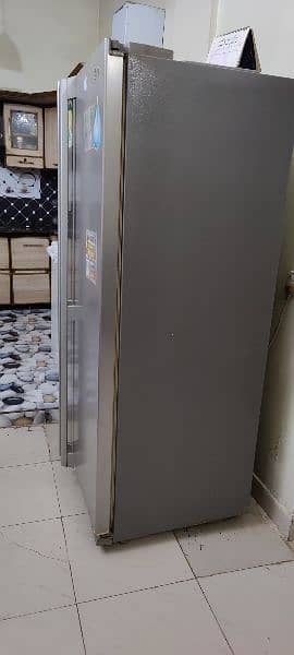 LG fridge side by side double door genuine condition 3