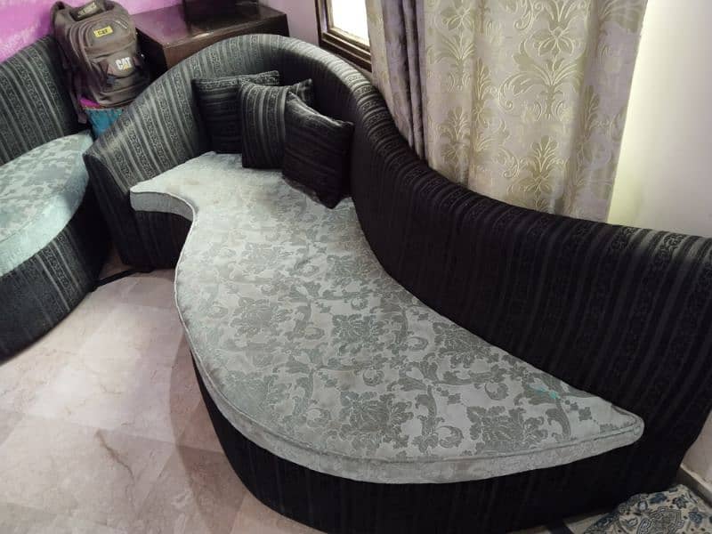 2 sofas for sale in Price 35000 1