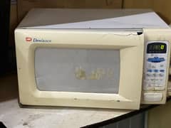 microwave oven