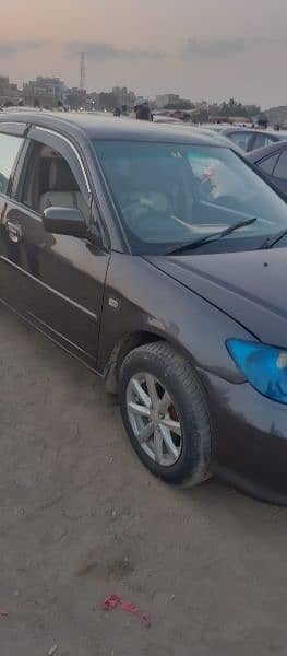 Honda Civic Prosmetic 2005 4