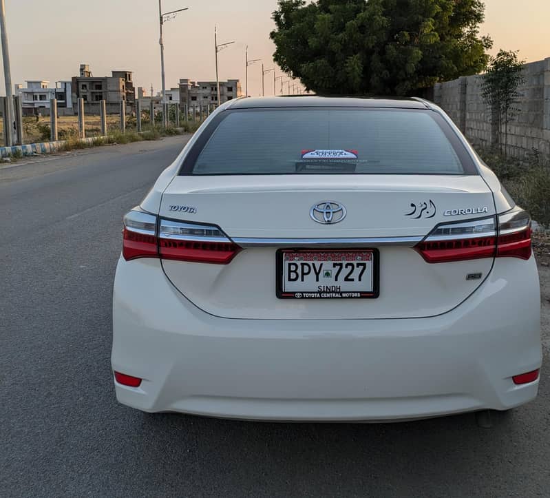 Toyota Corolla GLi Manual 2019 Facelift 8