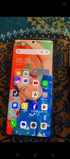 Tecno saprk 20 plus